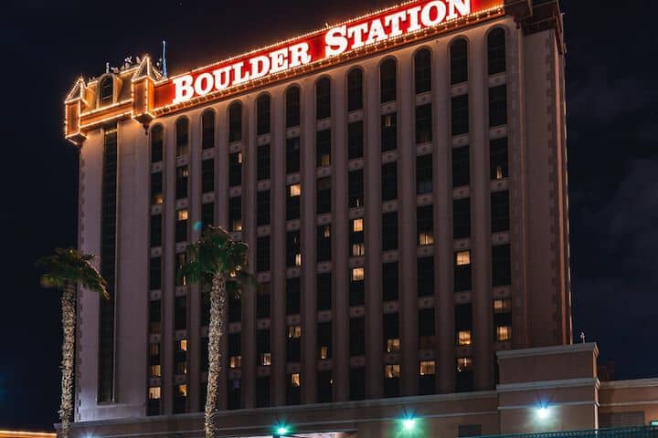 Hotel 87 of 87